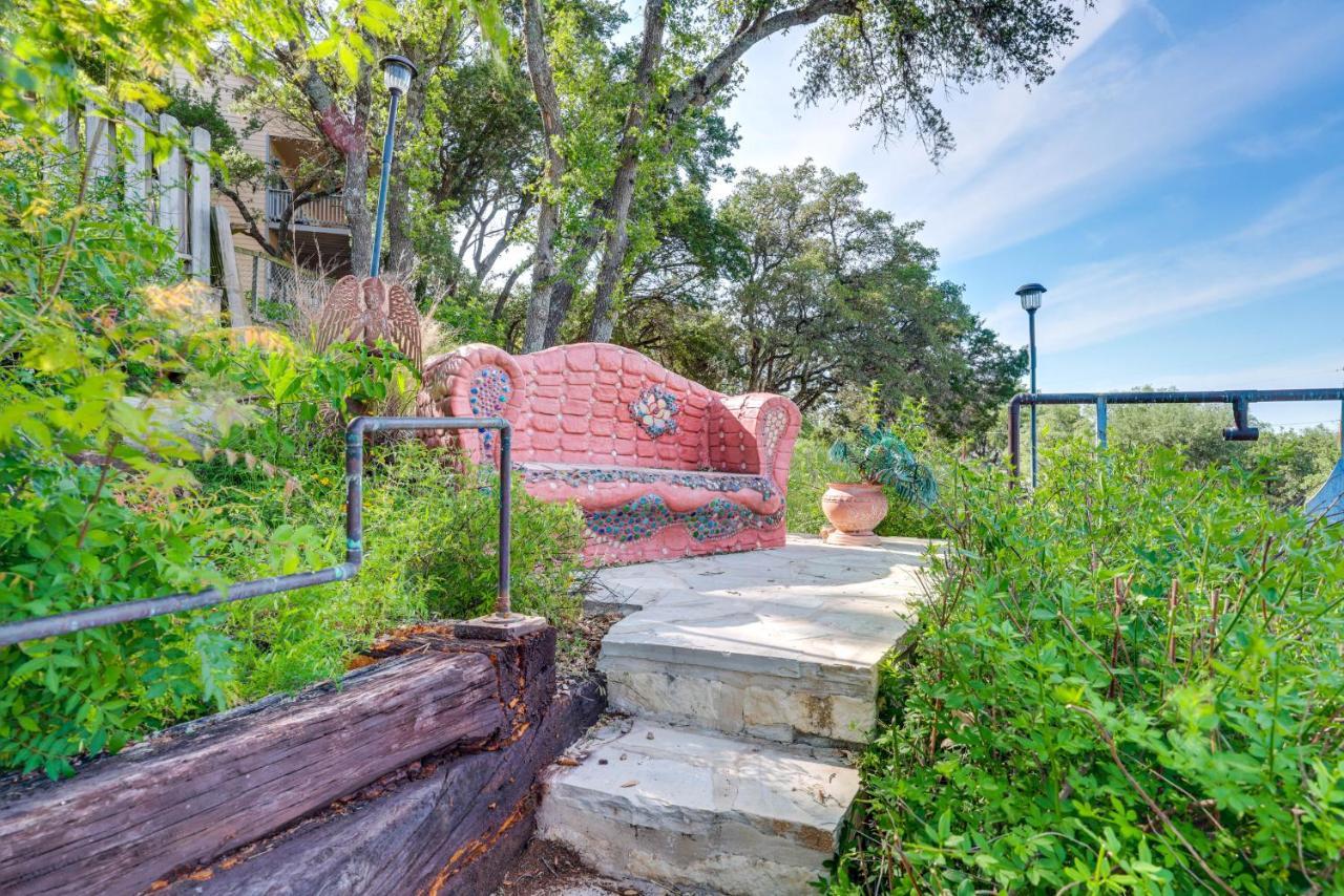Exotic Home With Patio And Grill Walk To Canyon Lake! Kültér fotó