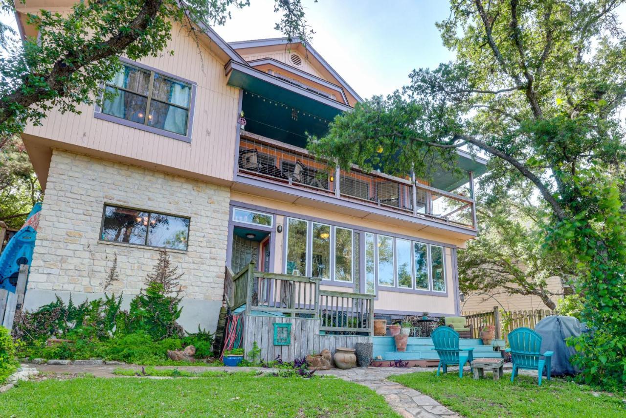 Exotic Home With Patio And Grill Walk To Canyon Lake! Kültér fotó