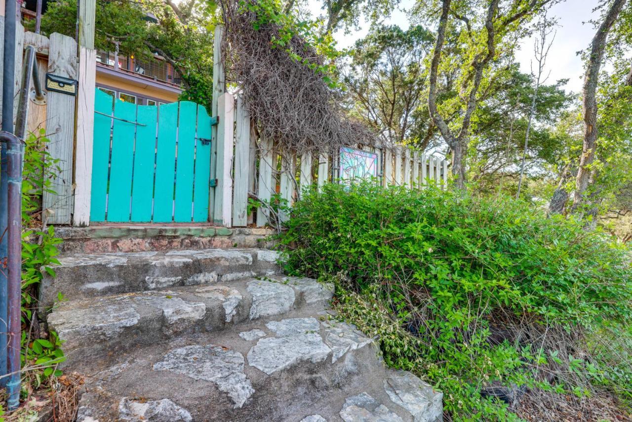 Exotic Home With Patio And Grill Walk To Canyon Lake! Kültér fotó